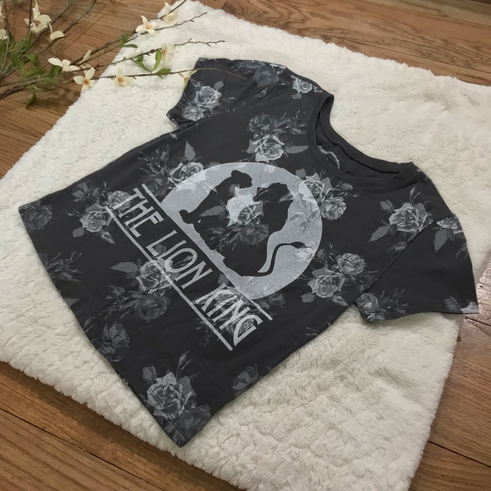 Disney Size Large T-Shirt
